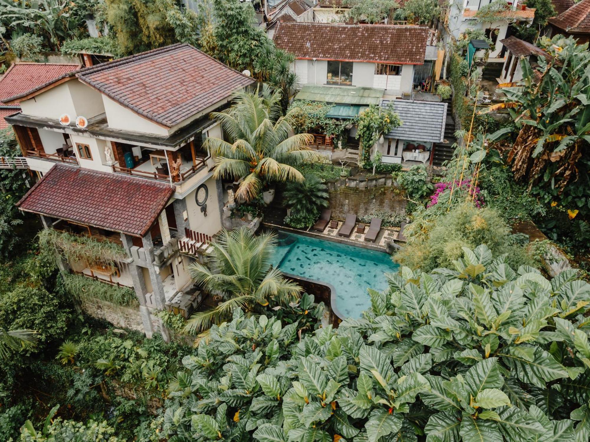 Готель The Iyang Ubud Екстер'єр фото